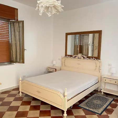 Via Calabria 6da Francesca Apartman